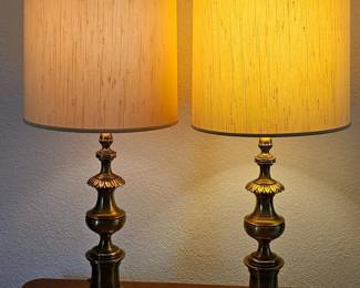 85 PairOfHollywoodRegencyStyleHeavyBrassTableLampsByStiffel