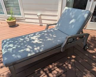2 of 2 patio loungers with cushions