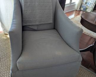 swivel lounge chair