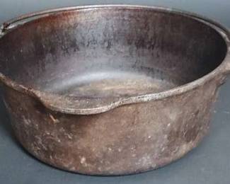 Griswold Cast Iron Dutch Oven