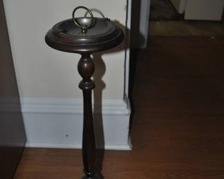Smoking stand