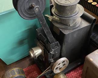 Early Projector