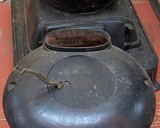 Phillips & Buttorff Cast Iron Stove (Nashville, Tenn.)