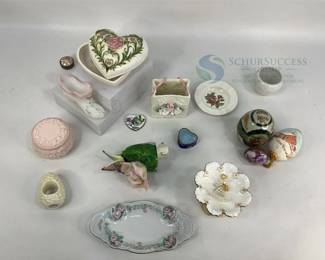 Decorative Porcelain and Ceramic Decorative Items