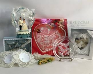 Crystal Decorative Plate Set with Heart and Bird Motif Designs
