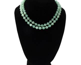 Lot 122 Chinese Light Green Jadeite Bead Necklace