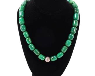 Lot 118 Lovely Jadeite Beaded Necklace wSterling Pendant