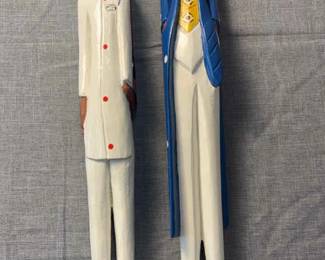 06 Hand Carved And Hand Painted Wooden Figurines Colonial Figures, Set Of 2