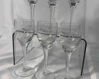 Set Of 2 Rosenthal Crystal Lotus 6 Oz Wine Glasses 