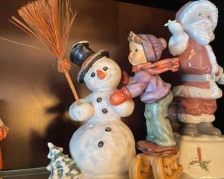 Hummel Crhristmas with Snowman