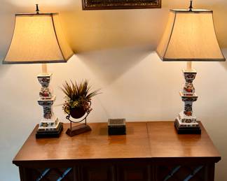 What we have is a Genuine Zenith Mono/Stereo Cabinet thet is in a Working Condition.  Radio Sounds Great on WXRT and  Phono does rotate,