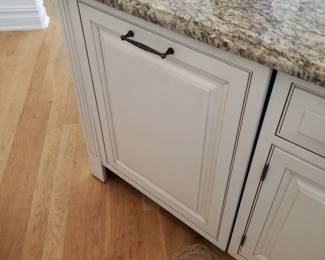Cabinetry detail: dishwasher