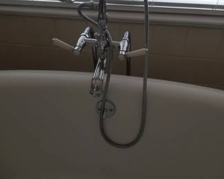 Spa tub hardware