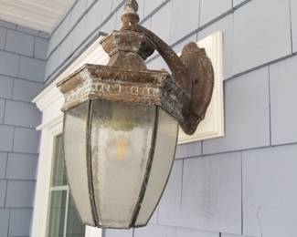 Exterior light fixtures