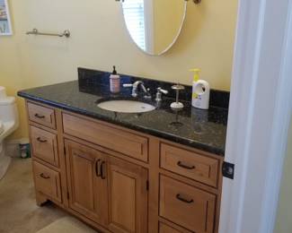 Handsome vanity; vanity mirror; vanity light
