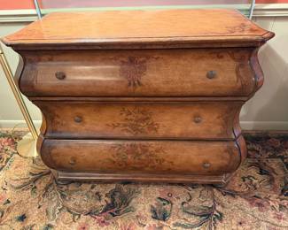 Bombay Chest