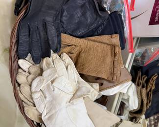 Ladies Gloves