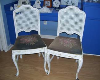 VTG CANE CHAIRS (NEED HELP)
