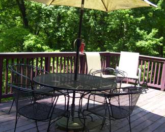 PATIO SET