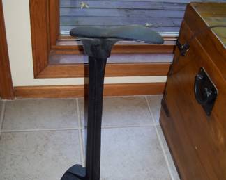 ANTIQUE SHOE STAND