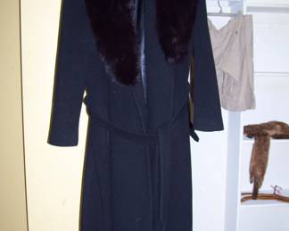 FUR COLLARED WOOL COAT