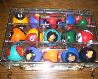 CROWN GAMES POKER POOL BALL SET IN CASE
