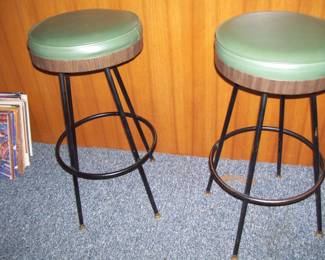 SWIVEL BAR STOOLS