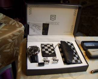 QBOS MEN'S WATCH 7 GIFT SET NEW