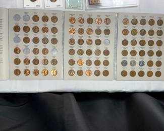 LINCOLN CENTS COIN ALBUM 