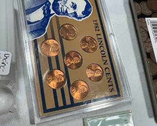 1982 small/large date cent collection 