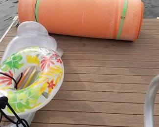 Pool/bay float; inflatables