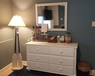 6-drawer dresser; mirror; oar floor lamp