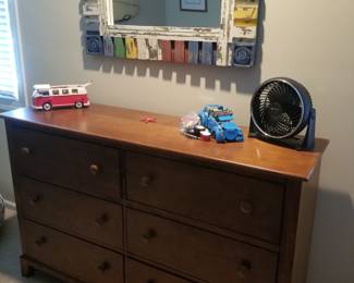 6-drawer dresser; distressed wood mirror