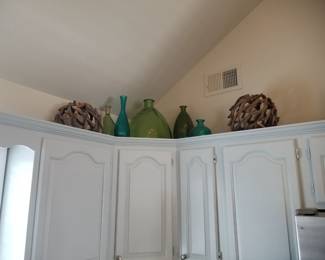 Glassware & decor