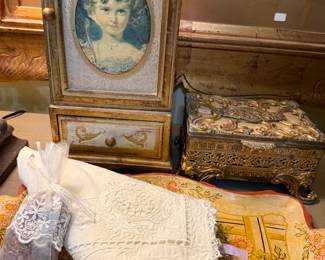 Antique keeping boxes