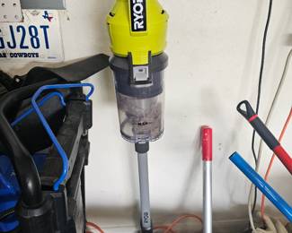 Ryobi vaccum