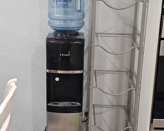 Water dispenser and wine rack