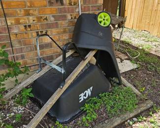 spreader and wheel barrel