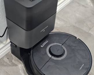 robotic vacuum cleaner