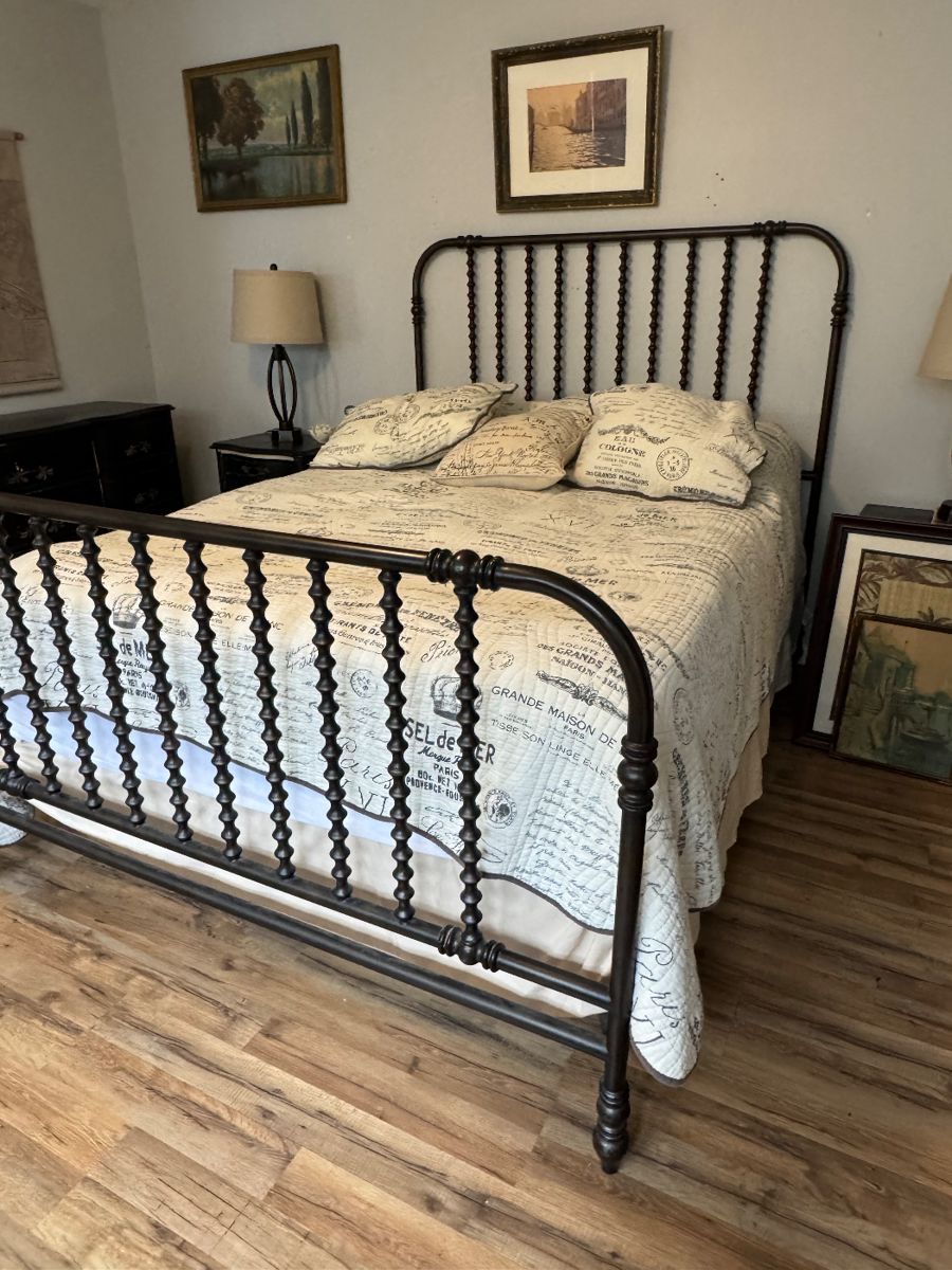 Bronze Finish Metal Bed Frame Queen Size. Free Mattress