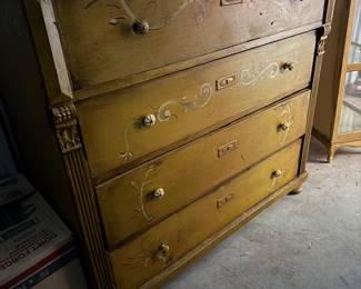 1830 FOUR DRAWER FAUX PAINTED CHEST