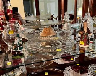 cake platter, Santa clause figurines