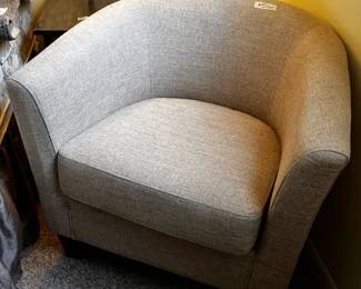 Like new Barrel chair