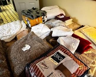 blankets, rugs, comforter, mattress covers