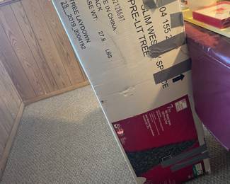 7.5 Ft LED pre-lit Christmas tree.