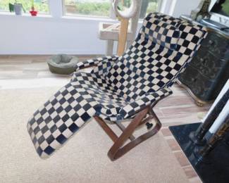 The Back Store Zero Gravity Chair