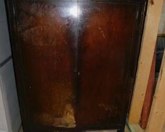 ANTIQUE CHIFFAROBE AS IS