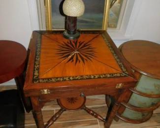 FOLDING GAME TABLE
