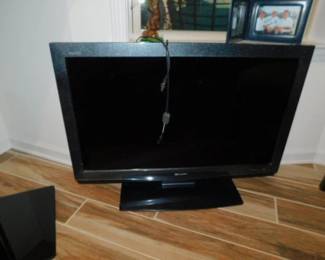 Flat Screen TV