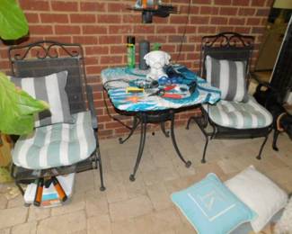 Iron Patio Table With 2 Chairs